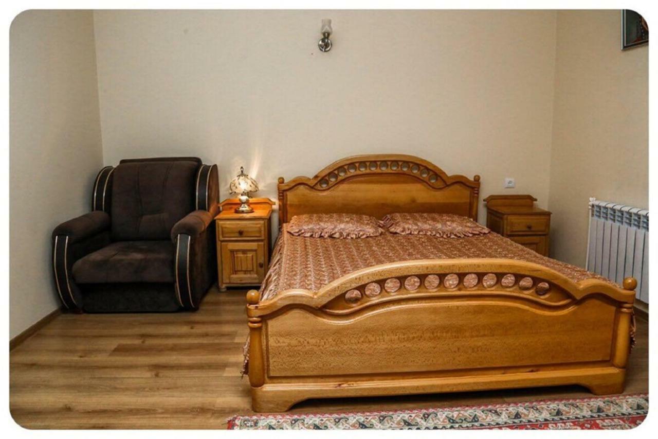 Hayi Tun Guest House ゴリス エクステリア 写真